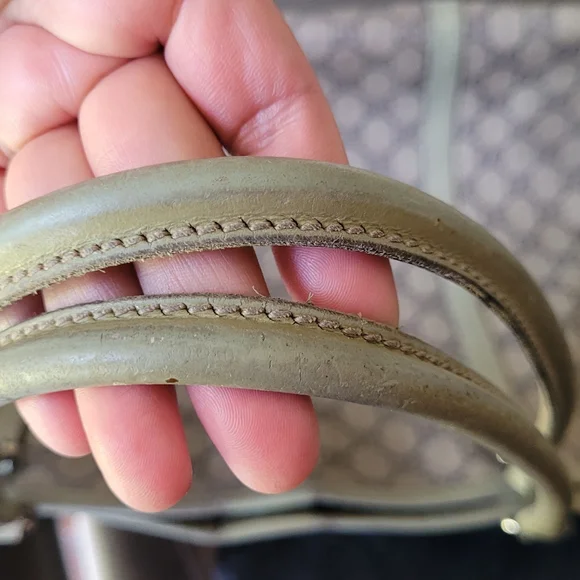 Gucci Tote - Picture 12 of 16